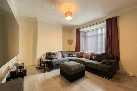 3 bedroom semi-detached house for sale, Sherborne Road, Wolverhampton