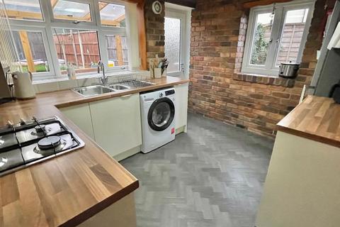 undefined, Sidcup Road, Kingstanding, Birmingham, B44 0LU