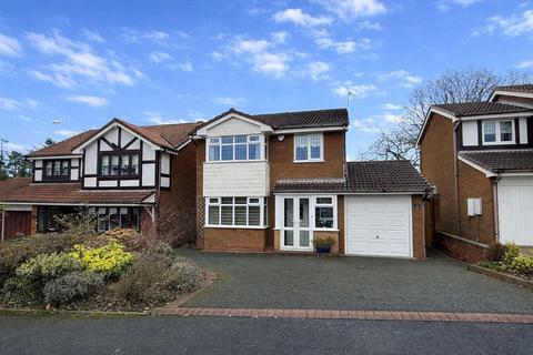 4 bedroom detached house for sale, Boulton Close, Burntwood, WS7 9LD