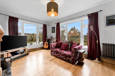 4 bedroom detached bungalow for sale, Hall Drive, Gotham, Nottingham, Nottinghamshire, NG11 0JT