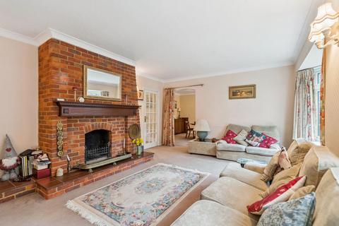 4 bedroom detached house for sale, Misbourne Close, Chalfont St Peter