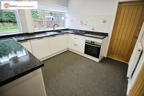 3 bedroom semi-detached house to rent, Bridle Lane, Streetly, Sutton Coldfield