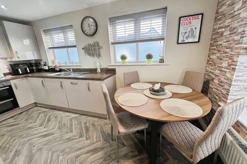 3 bedroom end of terrace house for sale, Cotton Meadows, Astley Bridge