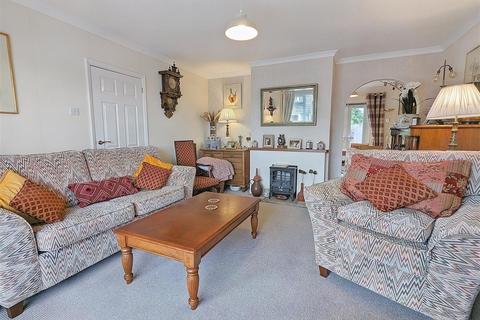 3 bedroom detached bungalow for sale, Gregory Close, Pondwell, PO33 1QR