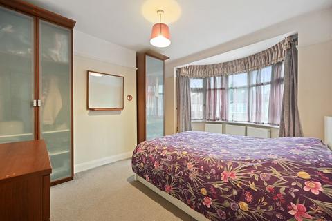 3 bedroom semi-detached house for sale, Dorchester Avenue, Harrow