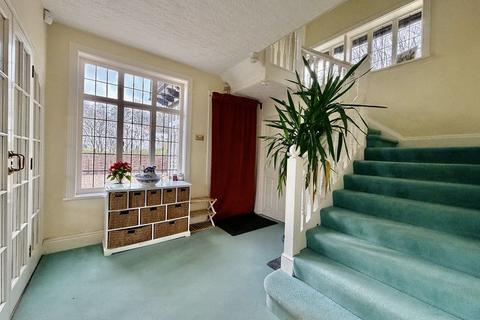 6 bedroom detached house for sale, Parliament Lane, Burnham SL1