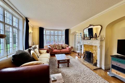 6 bedroom detached house for sale, Parliament Lane, Burnham SL1