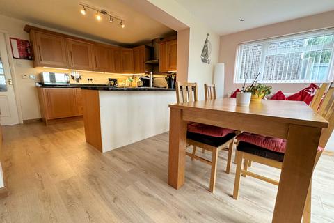 2 bedroom semi-detached house for sale, Kilmiston Drive, Fareham PO16