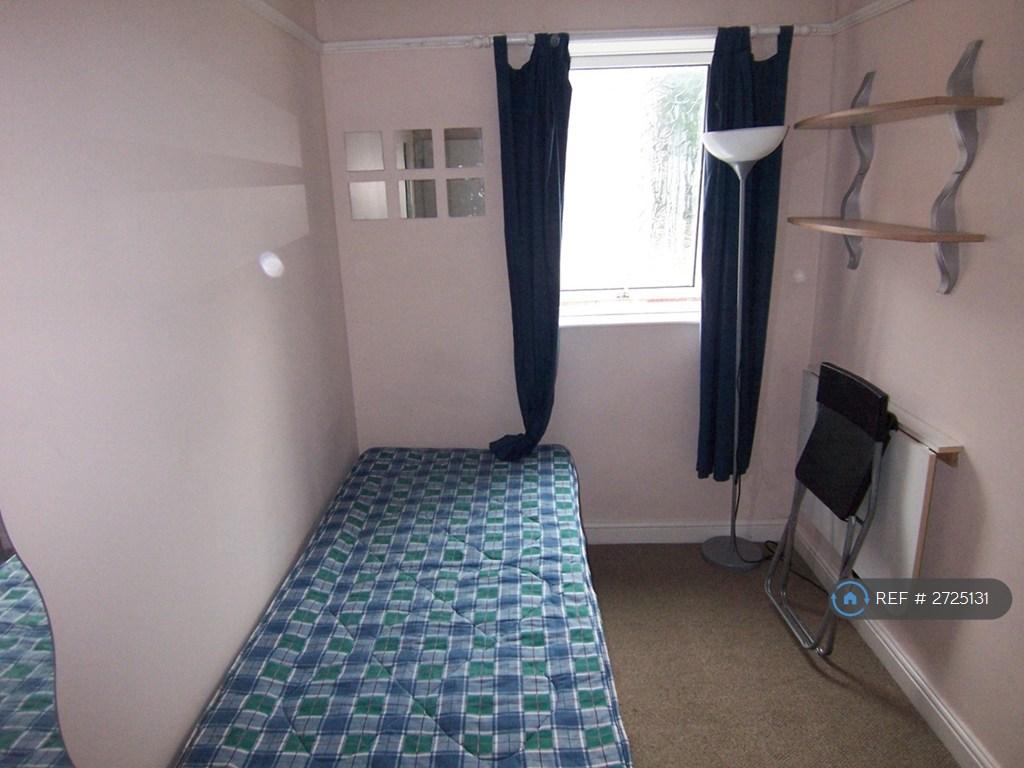Bedroom 1 Sgl £435