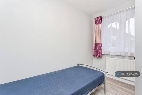 undefined, Swallow Court, Ruislip, HA4
