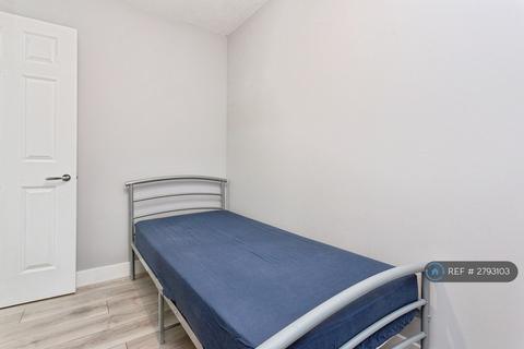 undefined, Swallow Court, Ruislip, HA4