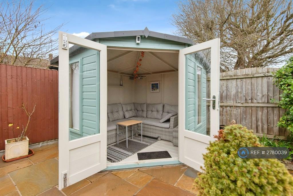 Summer House (Furnished)
