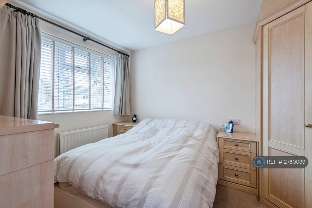 Master Bedroom With Storage (Bed Excluded)