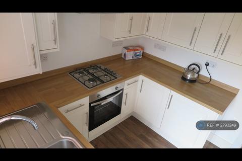 2 bedroom maisonette to rent, Highfield Road, Chelmsford, CM1