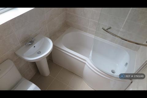 2 bedroom maisonette to rent, Highfield Road, Chelmsford, CM1