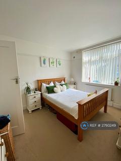 2 bedroom maisonette to rent, Highfield Road, Chelmsford, CM1