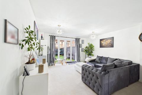 2 bedroom end of terrace house for sale, Fauld Drive Kingsway, Quedgeley, Gloucester, Gloucestershire, GL2