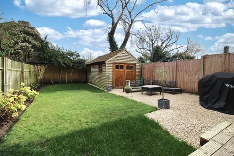 undefined, Field Close, Southampton SO16