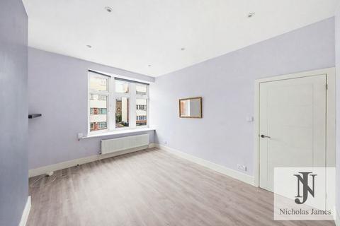 2 bedroom apartment to rent, Windmill Hill, Enfield, EN2