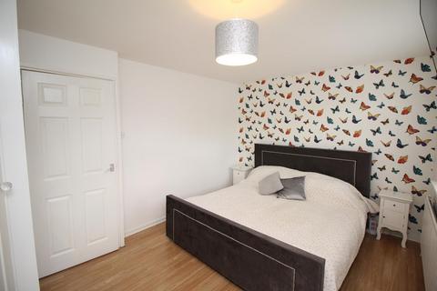 2 bedroom end of terrace house for sale, The Foxgloves, Billericay, CM12