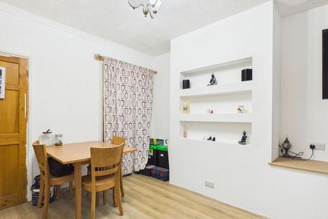 3 bedroom terraced house for sale, Robinhood Street, Gloucester