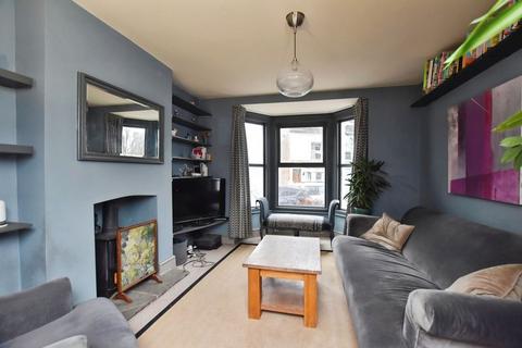 3 bedroom end of terrace house for sale, St. Marks Road, Salisbury                  *VIDEO TOUR*