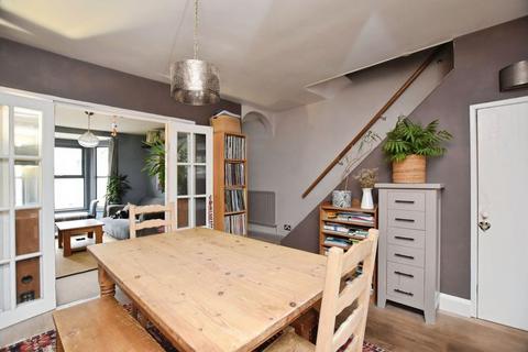 3 bedroom end of terrace house for sale, St. Marks Road, Salisbury                  *VIDEO TOUR*