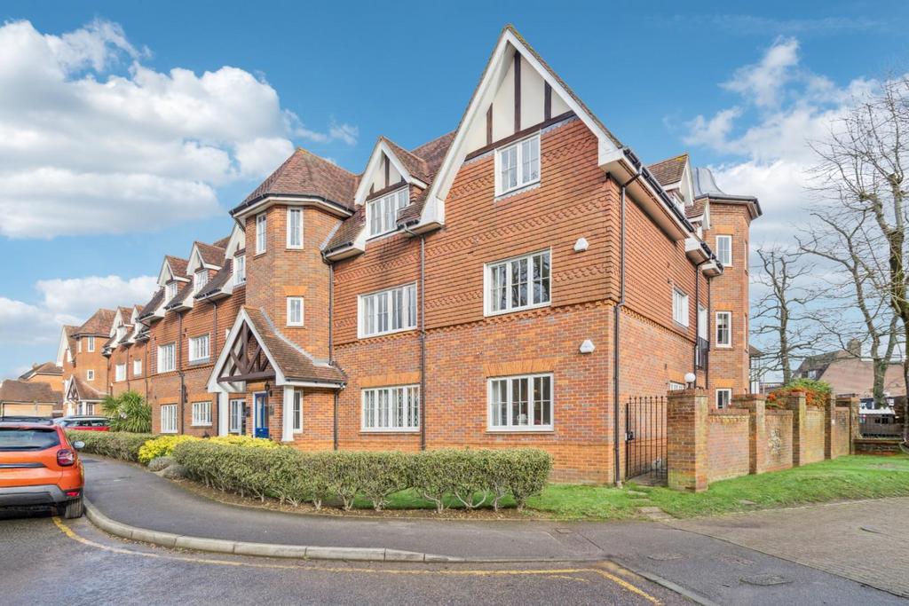 Oakfield Close