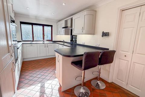 4 bedroom detached house for sale, Lushington Hill, Wootton Bridge, Ryde