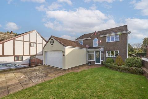Pear Tree Avenue, Chorley PR7