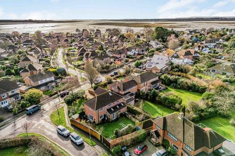 4 bedroom detached house for sale, Warblington Road, Emsworth