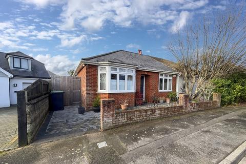 3 bedroom bungalow for sale, Stroud Park Avenue, Mudeford, Christchurch BH23