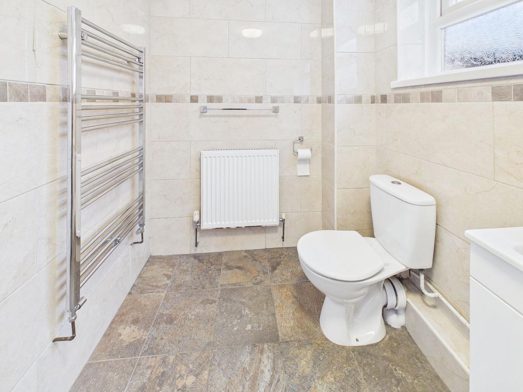 Ground floor bathroom