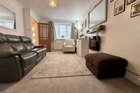 undefined, Cheslyn Close, Wigmore, Luton, Bedfordshire, LU2 8UA
