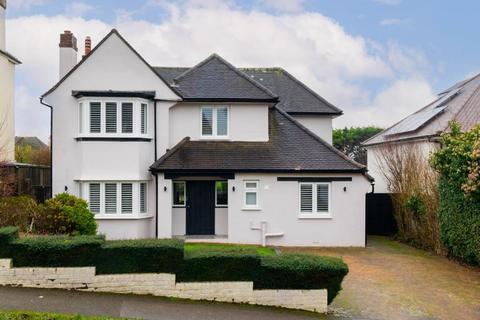 4 bedroom detached house for sale, West Hill, Sanderstead, CR2 0SB