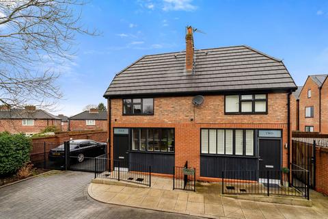 2 bedroom semi-detached house for sale, Crown Green Close, Manchester M19