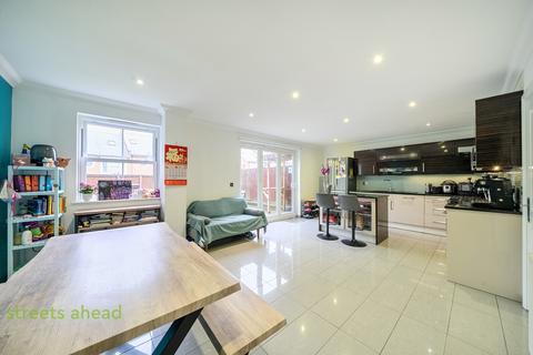 undefined, Valley Road, Kenley, CR8