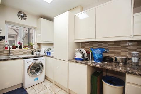 undefined, Heddle Grove, Bell Green, Coventry, CV6