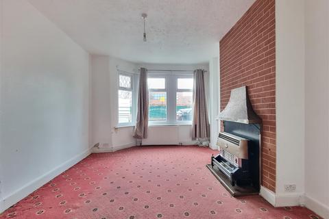 3 bedroom terraced house for sale, Golfe Road, Ilford