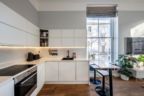1 bedroom flat for sale, St. Stephens Gardens, Notting Hill