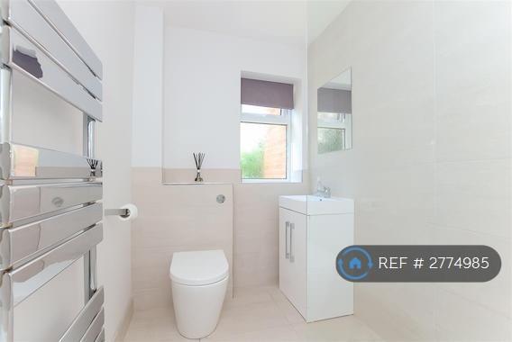 Newly Refurbed Bathroom