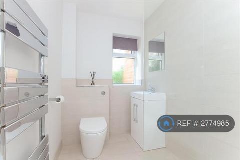 1 bedroom flat to rent, Suffolk Close, Slough, SL1