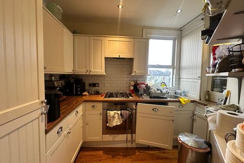 undefined, Kingsley Avenue, West Ealing,