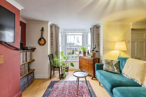 1 bedroom ground floor flat for sale, Trinity Road, London, N2