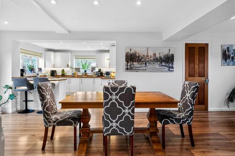 undefined, Tillingbourne Road, Guildford, GU4