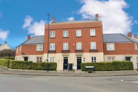 4 bedroom terraced house for sale, Blunsdon St. Andrew, Swindon SN25