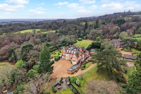 2 bedroom flat for sale, Anstie Grange, Betchetts Green Road, Holmwood, Dorking, RH5