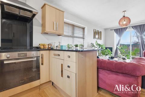 undefined, Dudley Close, Grays