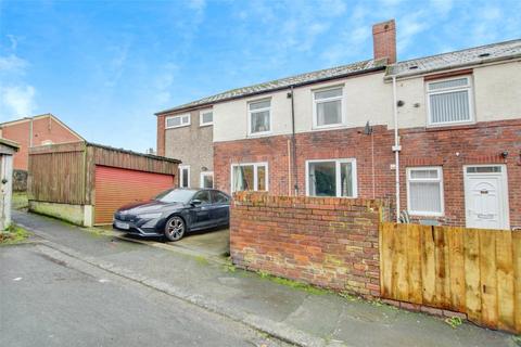 4 bedroom end of terrace house for sale, Railway Gardens, Stanley, County Durham, DH9
