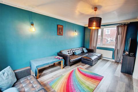 4 bedroom end of terrace house for sale, Railway Gardens, Stanley, County Durham, DH9